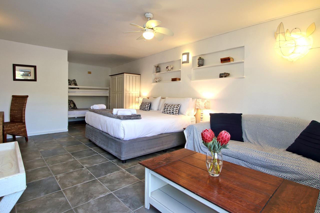 Bergzicht Guesthouse Cape Town Exterior photo
