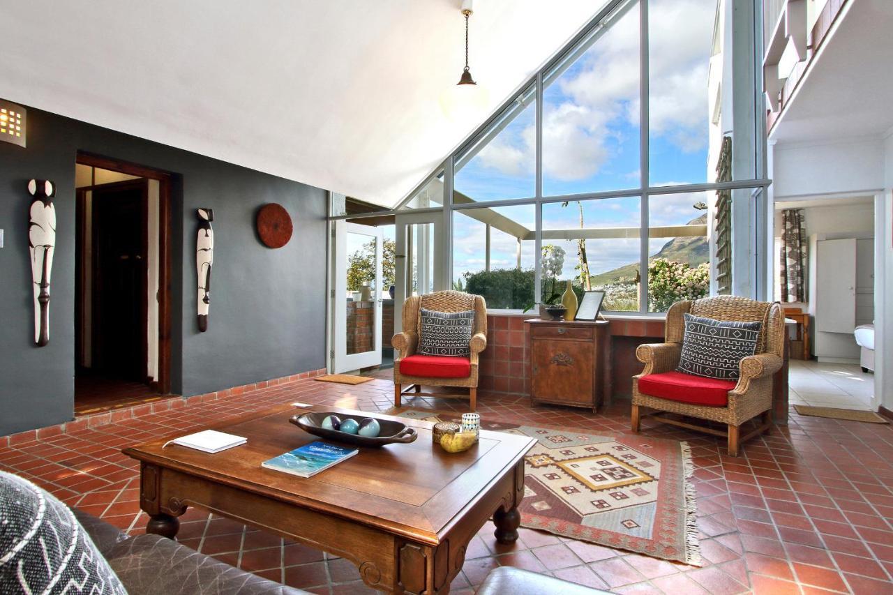 Bergzicht Guesthouse Cape Town Exterior photo
