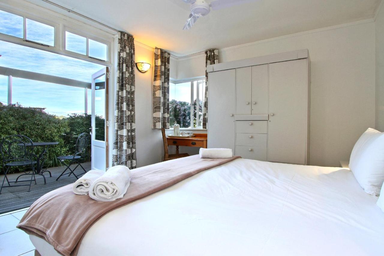 Bergzicht Guesthouse Cape Town Exterior photo
