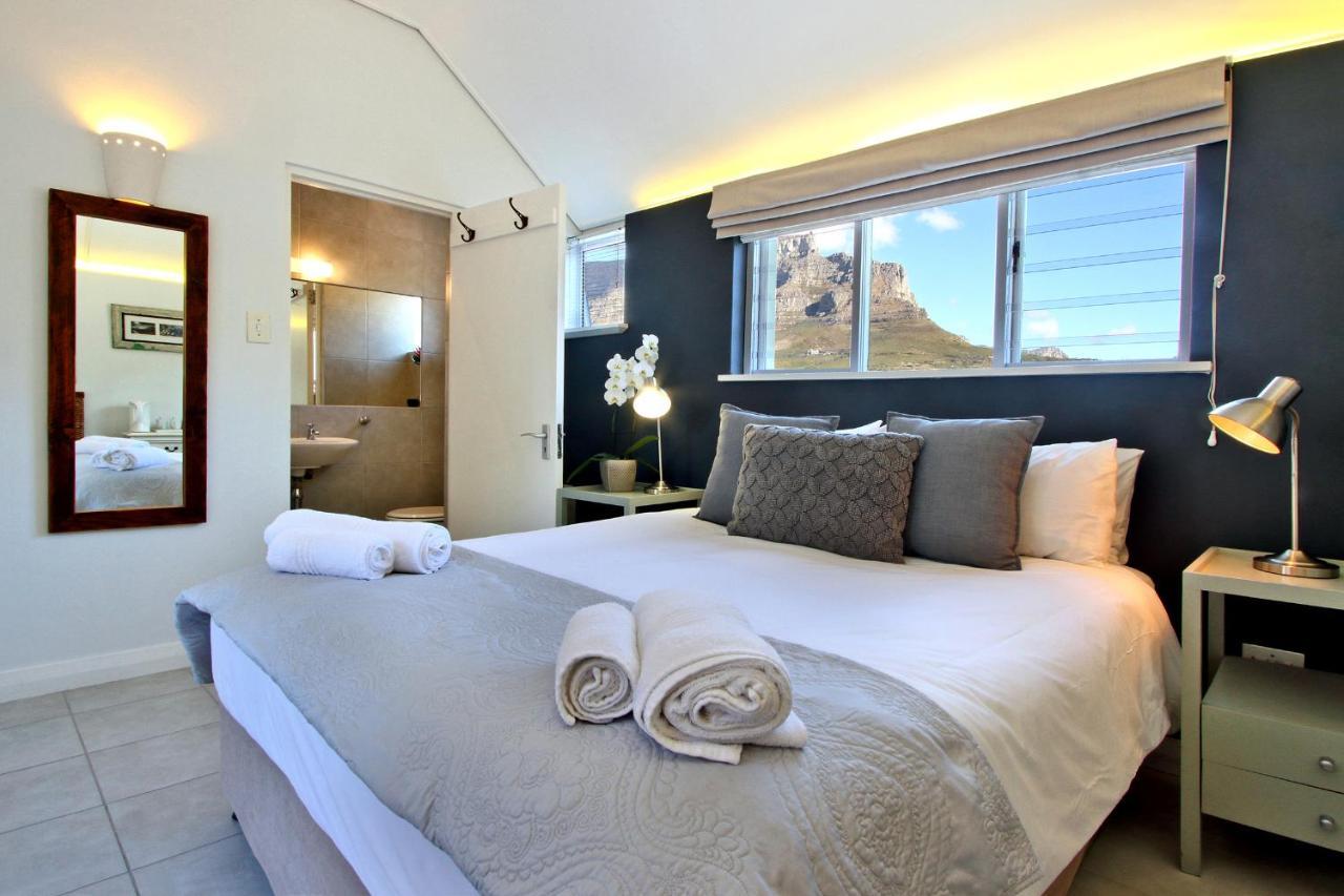 Bergzicht Guesthouse Cape Town Exterior photo