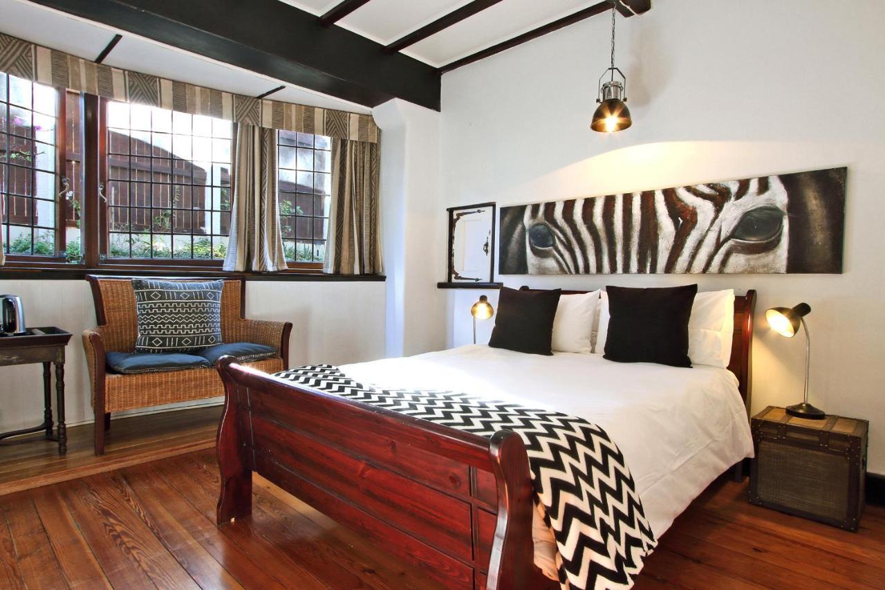 Bergzicht Guesthouse Cape Town Exterior photo