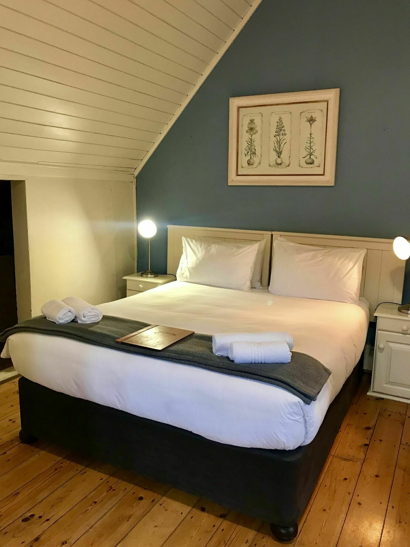 Bergzicht Guesthouse Cape Town Exterior photo